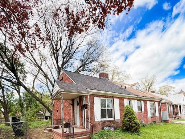 15815 Evergreen Road, Detroit, MI 48223