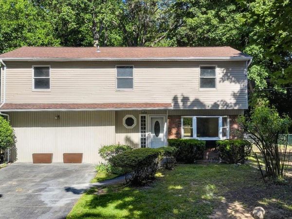 375 Old Willets Path , Hauppauge, NY 11788