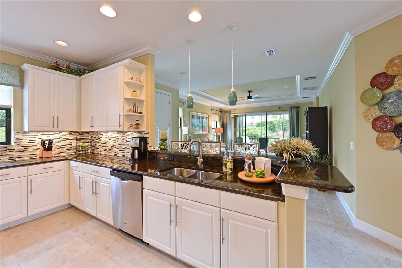 5007 Serata Drive, Bradenton, FL 34211 Photo