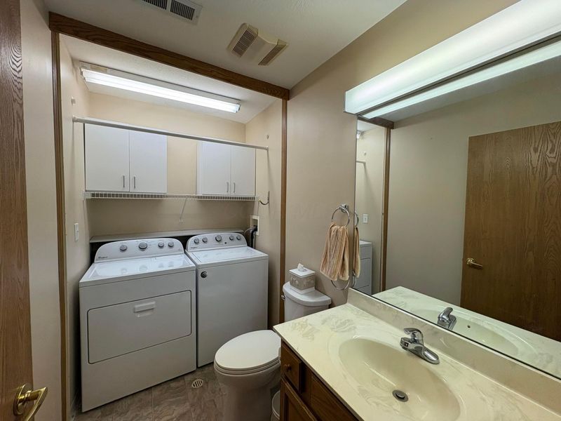 4560 Whittington Drive, Groveport, OH 43125 Photo 19