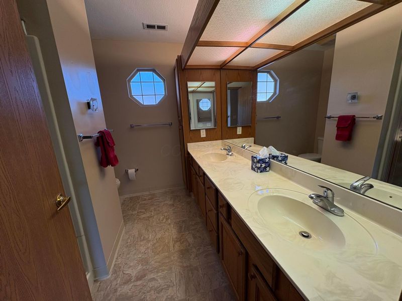 4560 Whittington Drive, Groveport, OH 43125 Photo 27