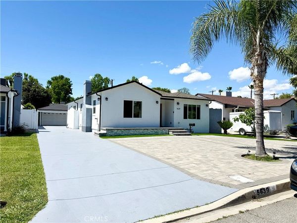 5639 Natick, Van Nuys, CA 91411