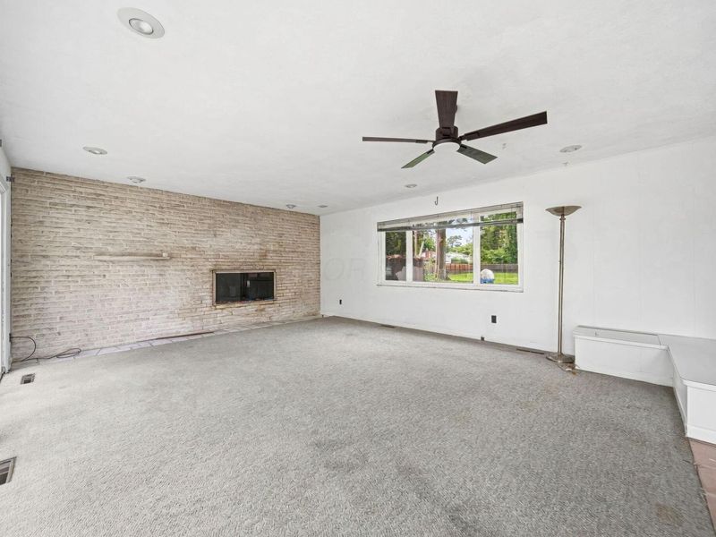 1479 Devonhurst Drive , Columbus, OH 43232 Photo 17