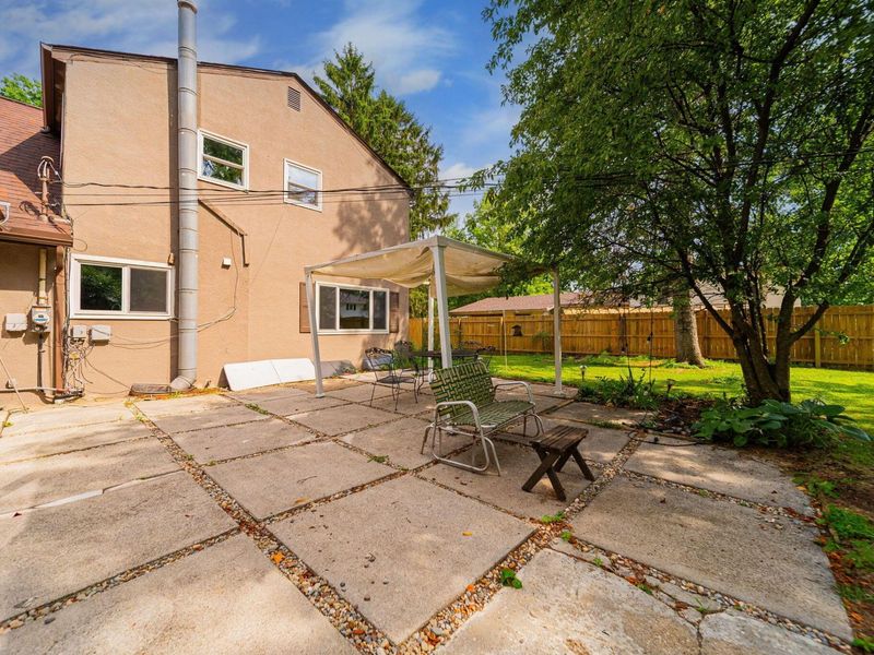 1479 Devonhurst Drive , Columbus, OH 43232 Photo 46