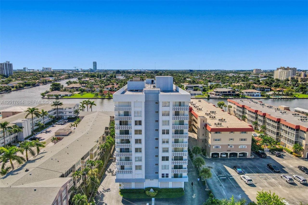 3113 S Ocean Dr , Unit 603, Hallandale Beach, FL 33009 Photo