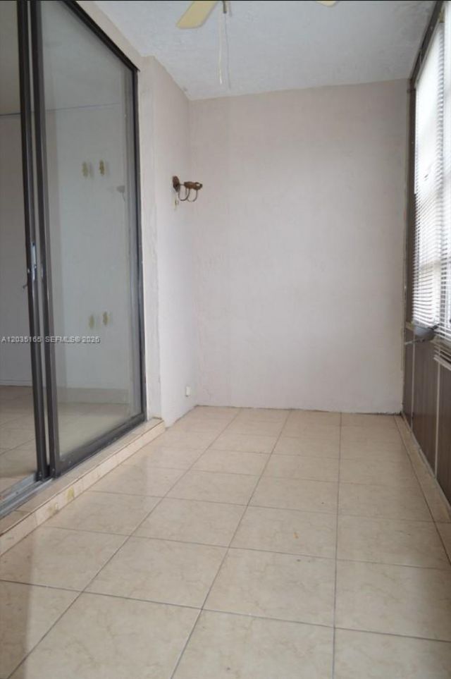 2821 Somerset Dr, Unit 117, Lauderdale Lakes, FL 33311 Photo
