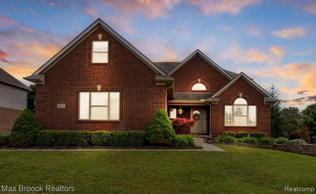 54265 Birchwood Drive, Lyon Township, MI 48178 Main Photo