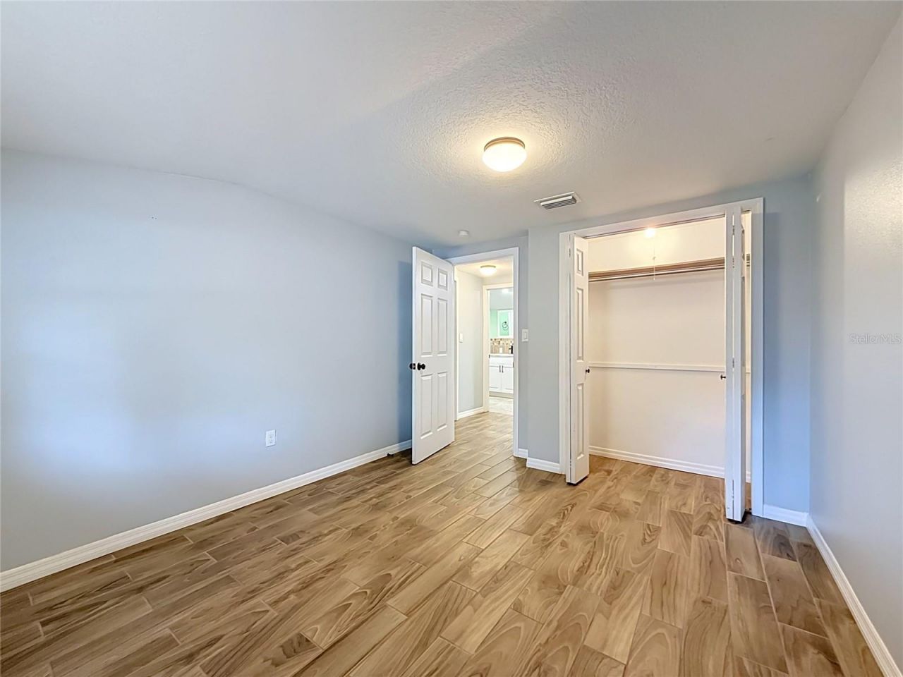 510 2nd Avenue Ne, Largo, FL 33770 Photo