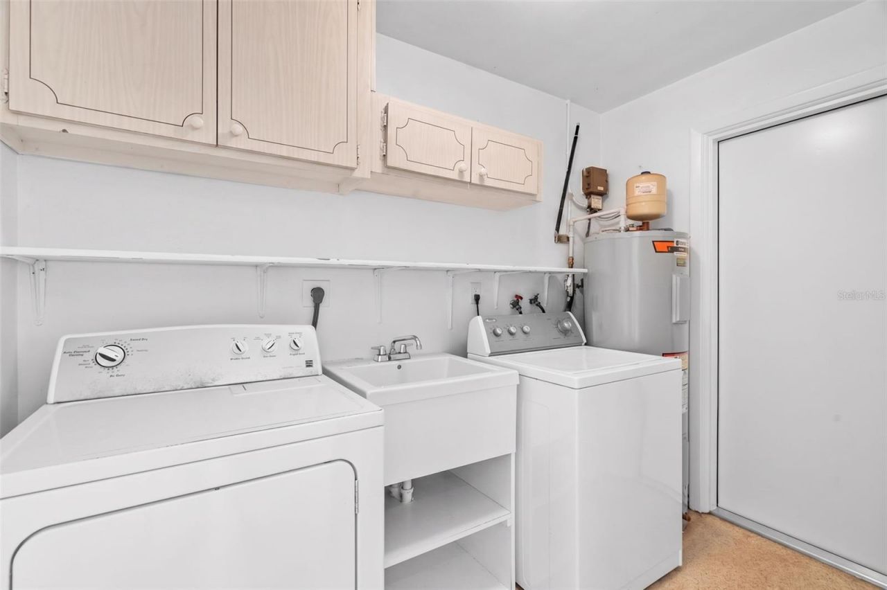 2169 Pine Ridge Drive , Clearwater, FL 33763 Photo