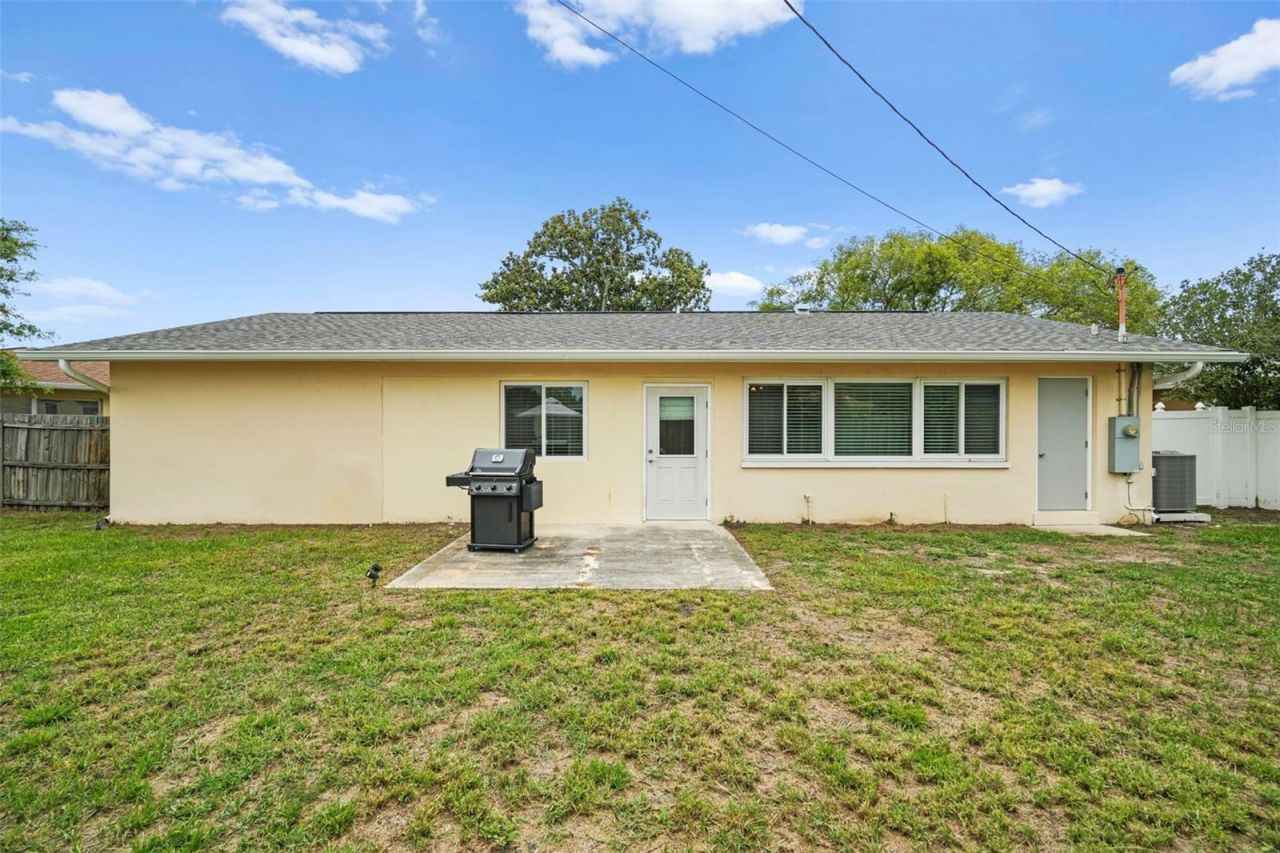 2169 Pine Ridge Drive , Clearwater, FL 33763 Photo