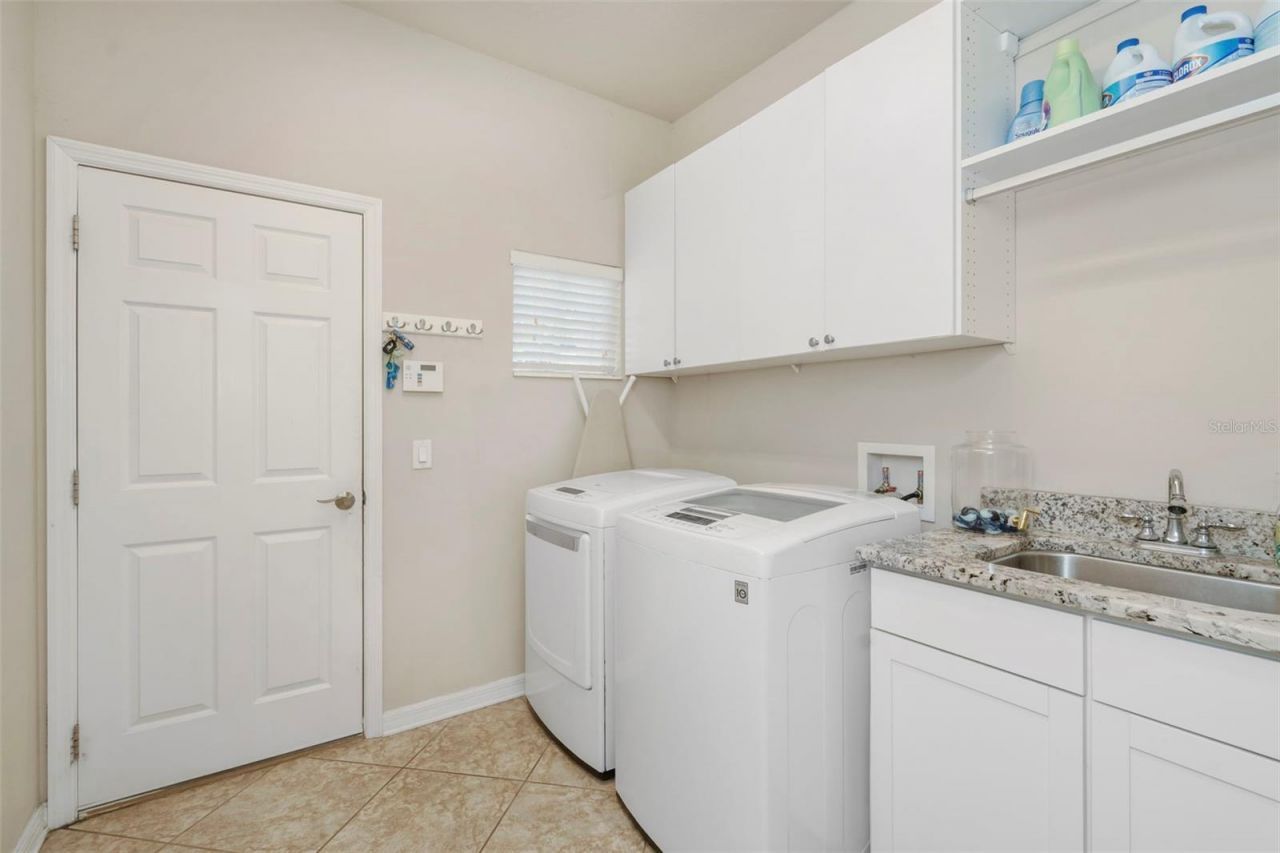 2307 Silver Trumpet Court , Valrico, FL 33594 Photo