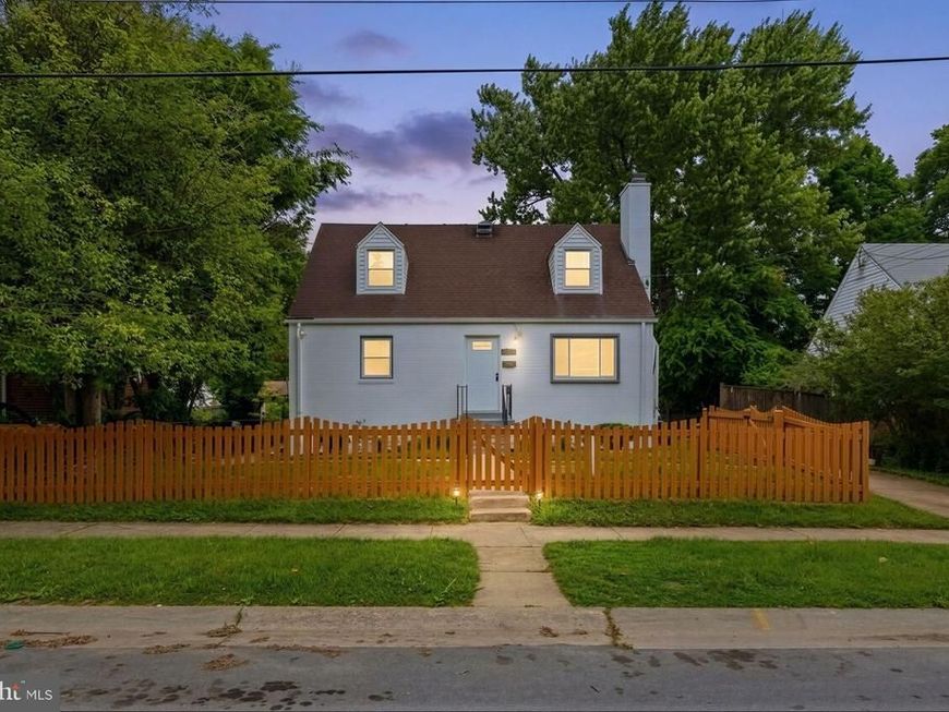 1511 Crest Road , Silver Spring, MD 20902 Main Photo