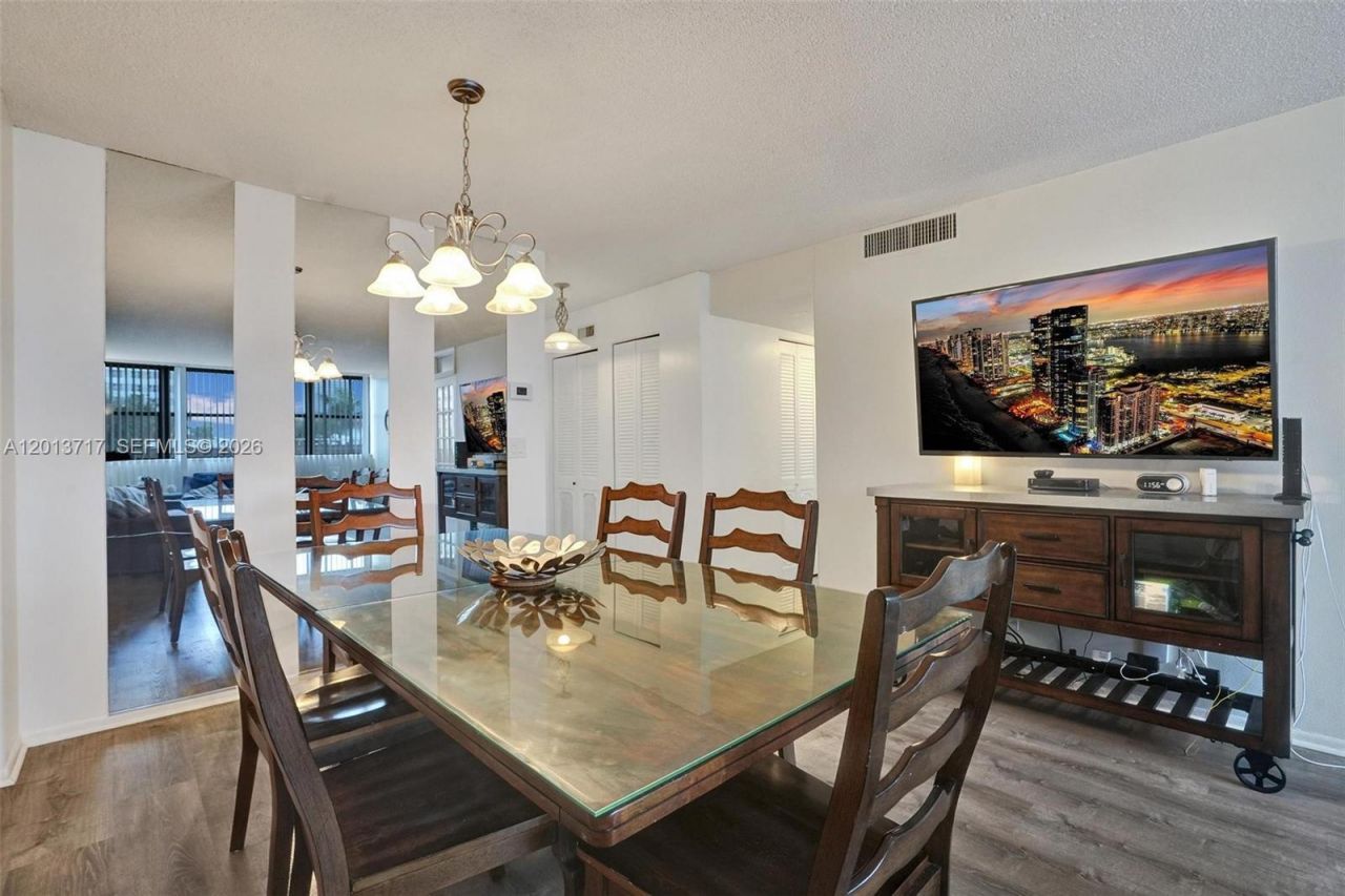 2017 S Ocean Dr , Unit 205, Hallandale Beach, FL 33009 Photo
