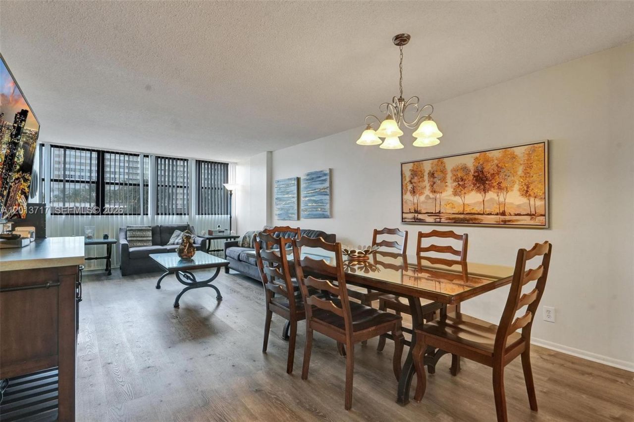 2017 S Ocean Dr , Unit 205, Hallandale Beach, FL 33009 Photo