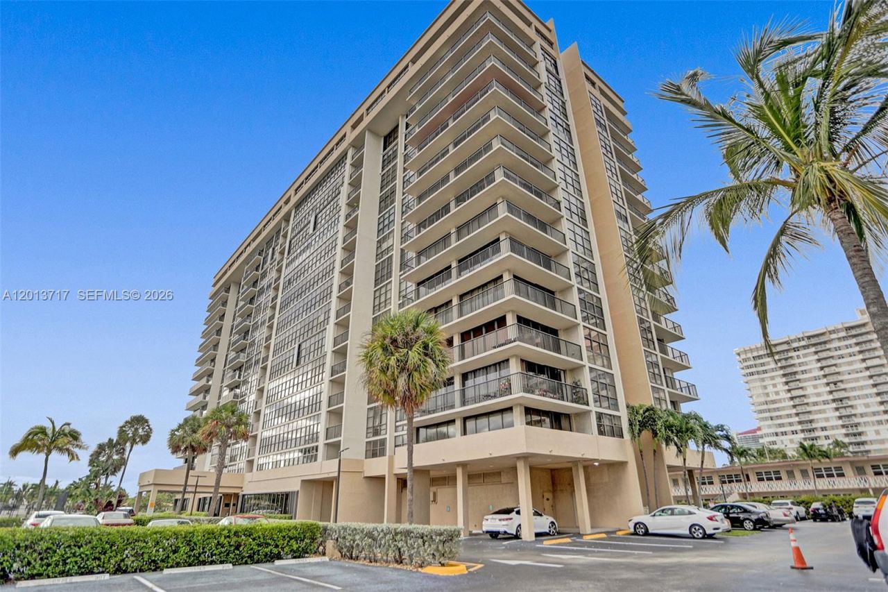 2017 S Ocean Dr , Unit 205, Hallandale Beach, FL 33009 Photo