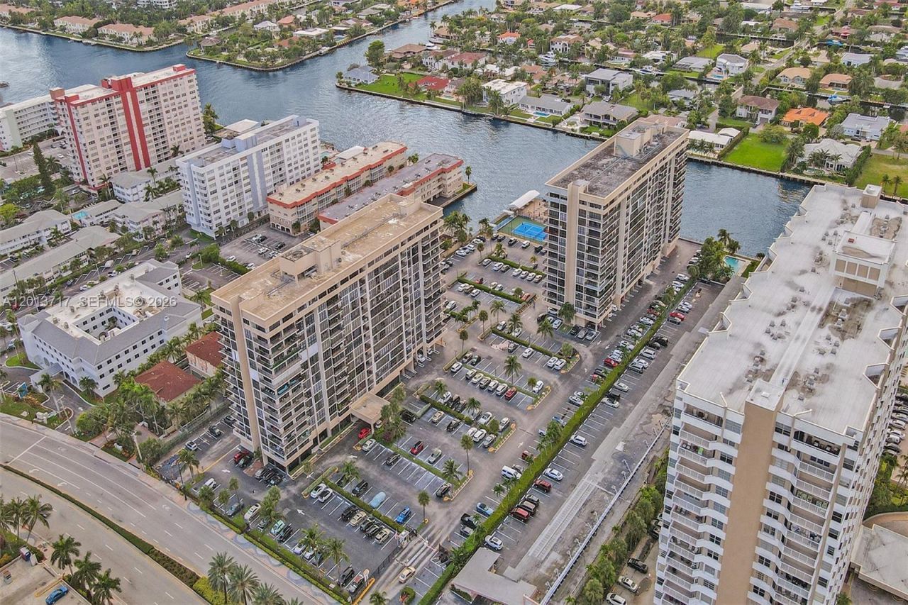 2017 S Ocean Dr , Unit 205, Hallandale Beach, FL 33009 Photo