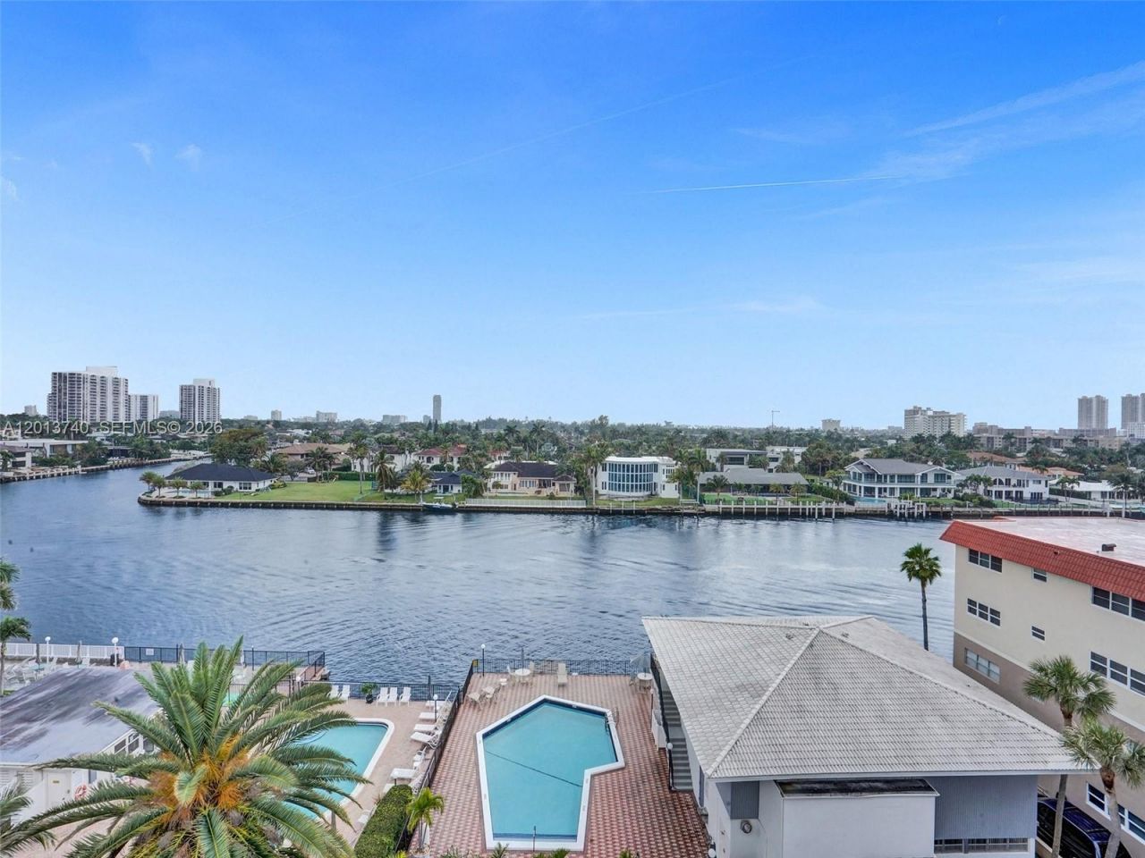 3113 S Ocean Dr , Unit 710, Hallandale Beach, FL 33009 Photo