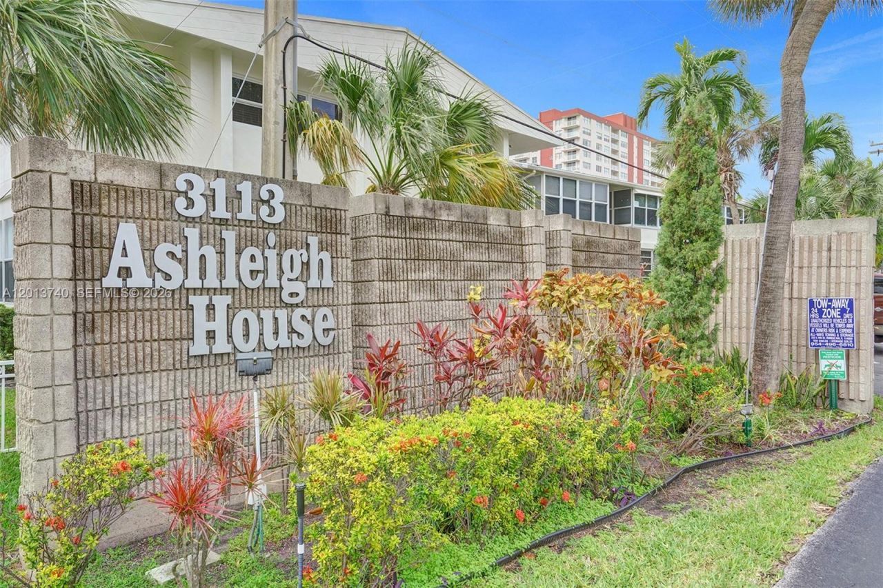 3113 S Ocean Dr , Unit 710, Hallandale Beach, FL 33009 Photo