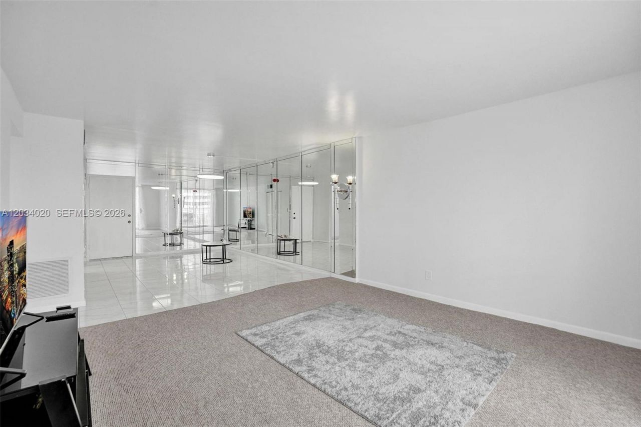 1849 S Ocean Dr , Unit 407, Hallandale Beach, FL 33009 Photo