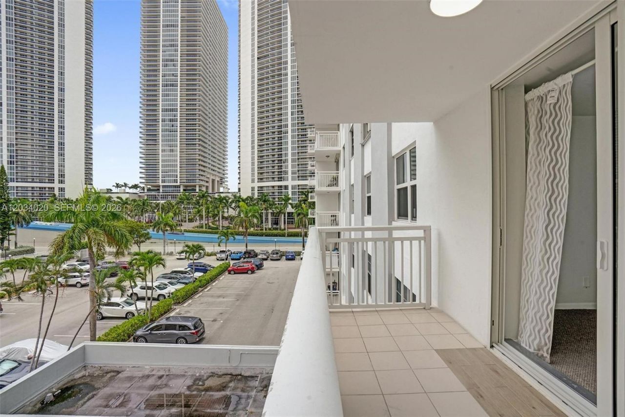 1849 S Ocean Dr , Unit 407, Hallandale Beach, FL 33009 Photo