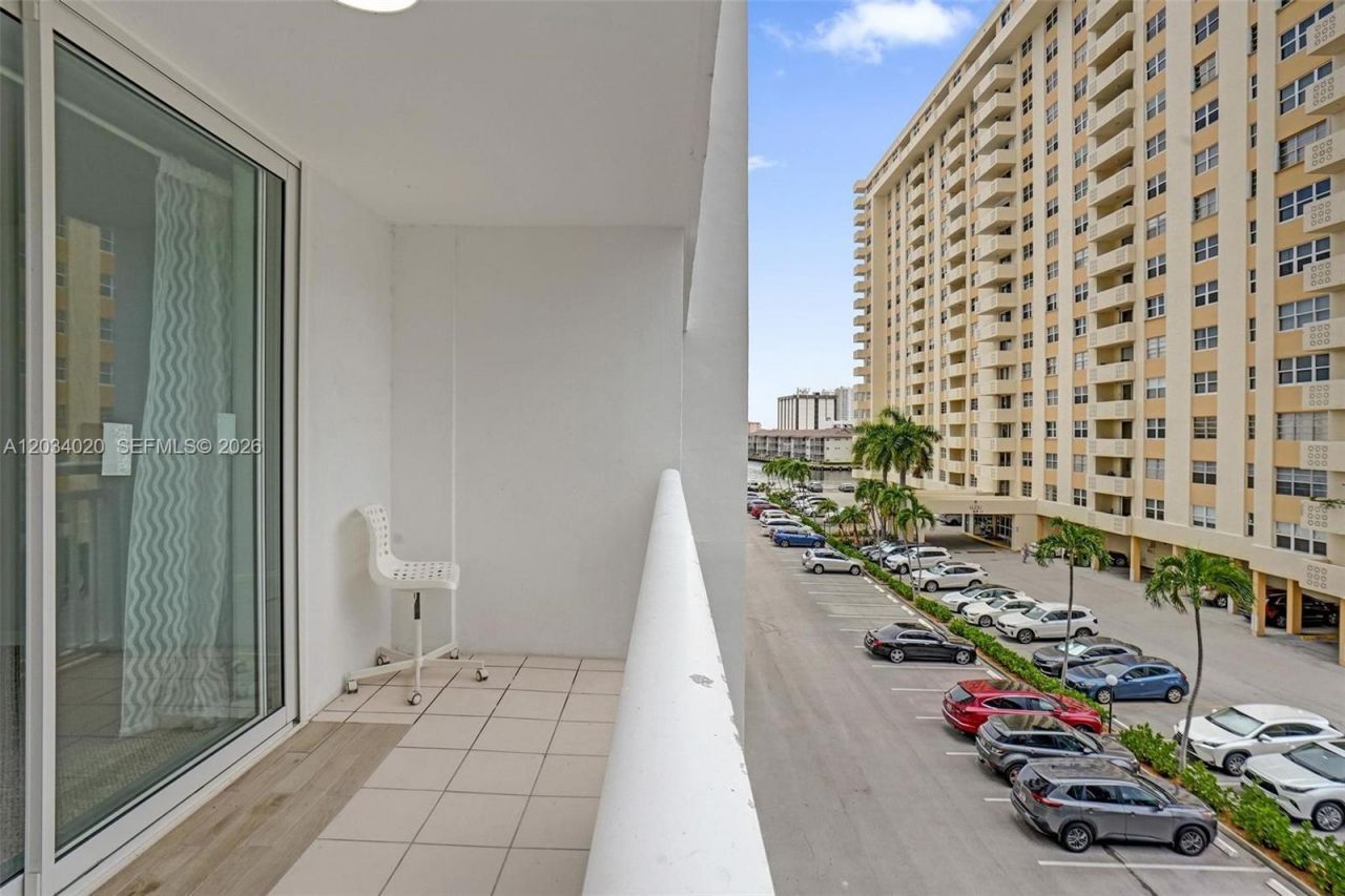 1849 S Ocean Dr , Unit 407, Hallandale Beach, FL 33009 Photo