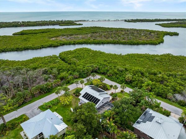1585 GRAHAM ROAD , VENICE, FL 34293