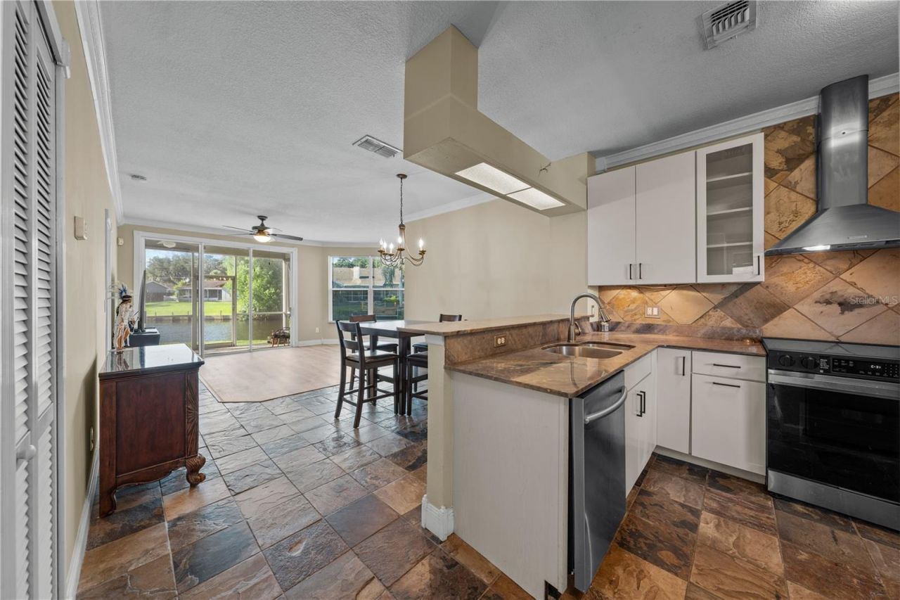 2664 Emerald Lake Court , Unit 2664, Kissimmee, FL 34744 Photo