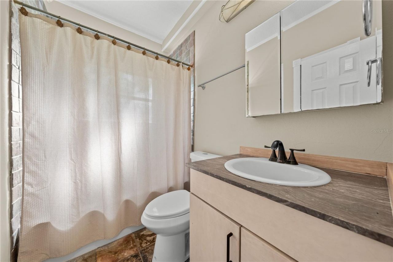 2664 Emerald Lake Court , Unit 2664, Kissimmee, FL 34744 Photo