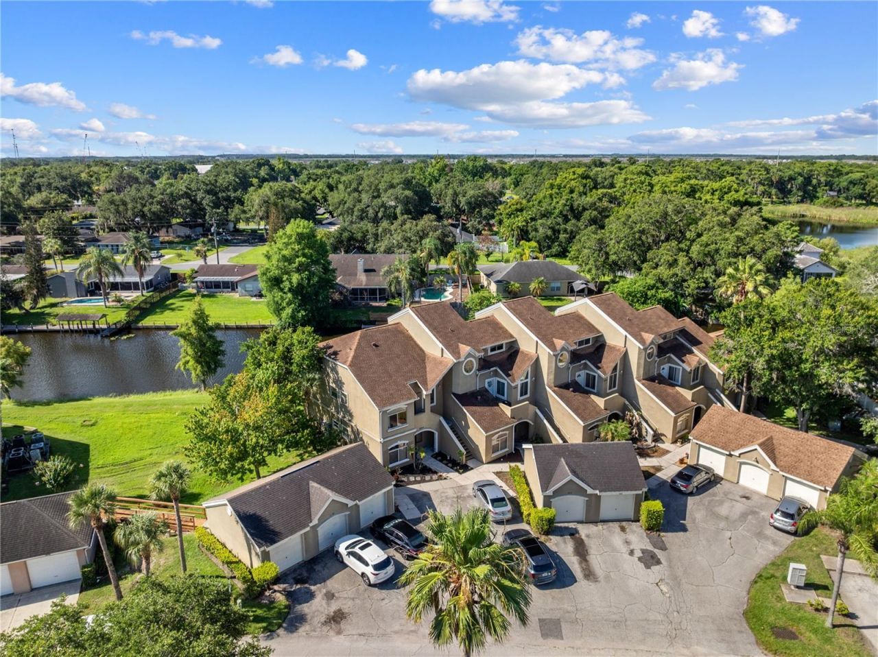 2664 Emerald Lake Court , Unit 2664, Kissimmee, FL 34744 Photo