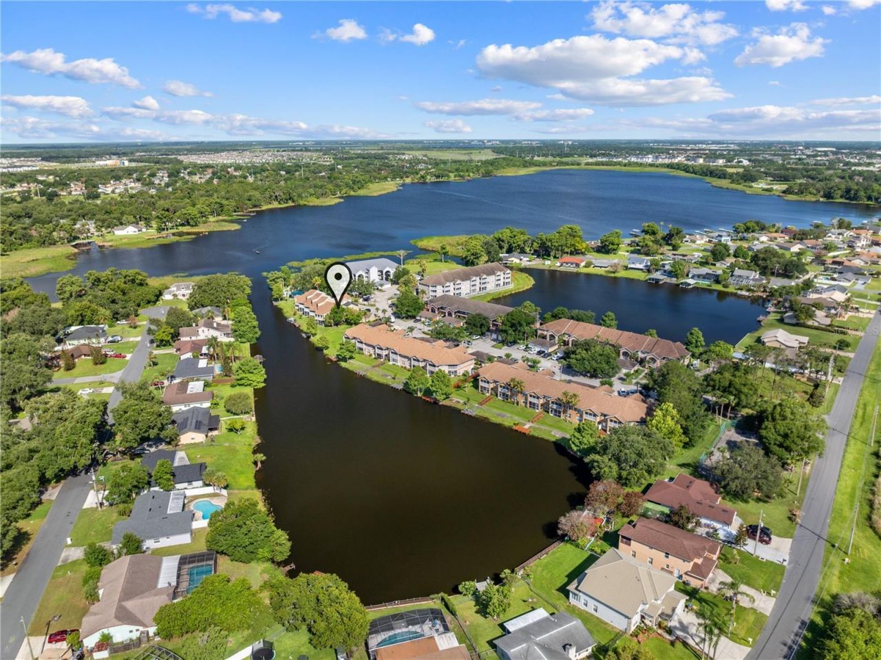 2664 Emerald Lake Court , Unit 2664, Kissimmee, FL 34744 Photo