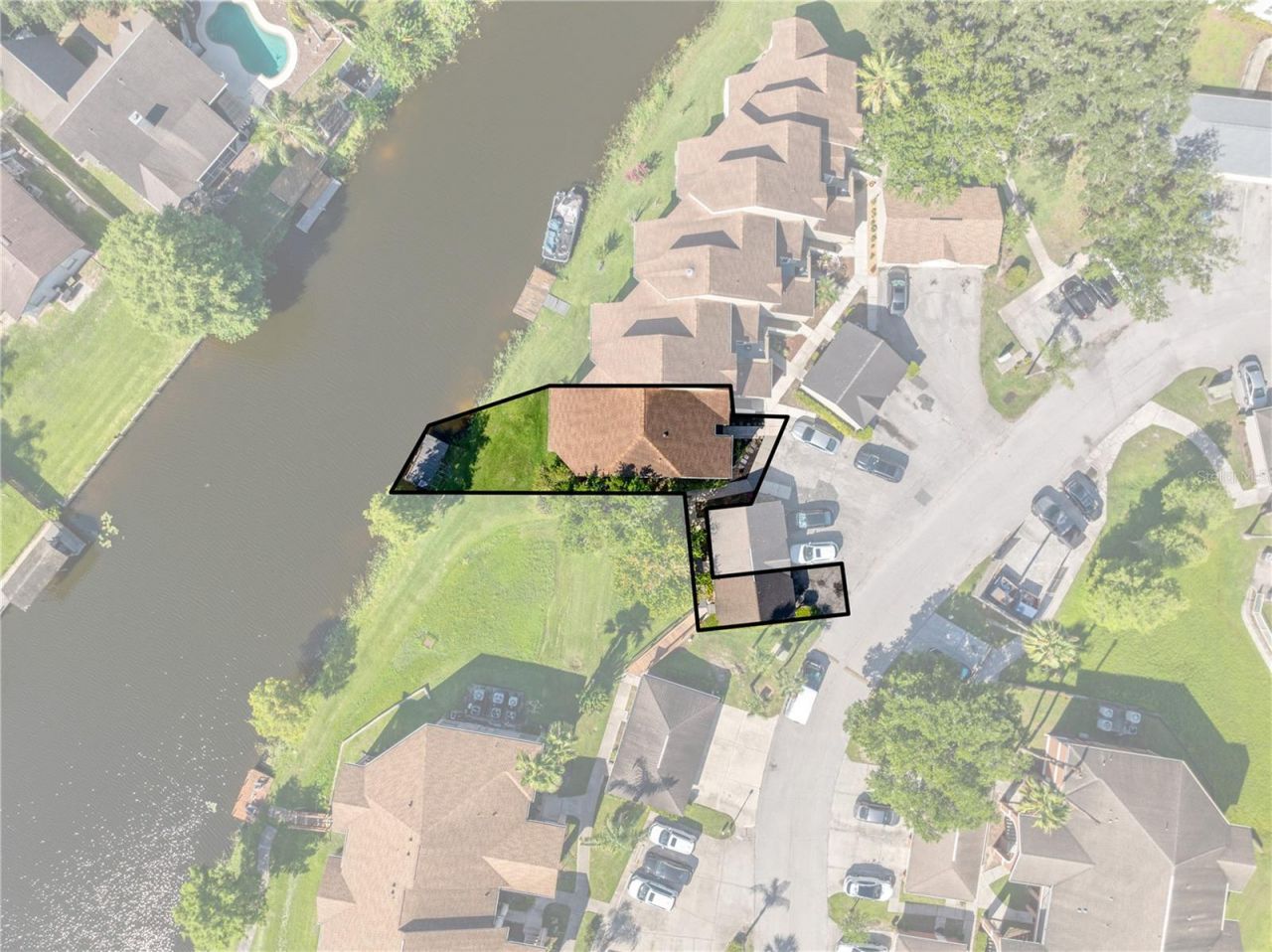 2664 Emerald Lake Court , Unit 2664, Kissimmee, FL 34744 Photo