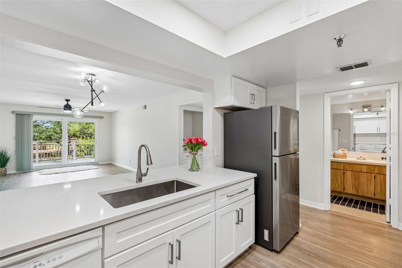 160 Columbia Drive , Unit 206, Tampa, FL 33606 Photo