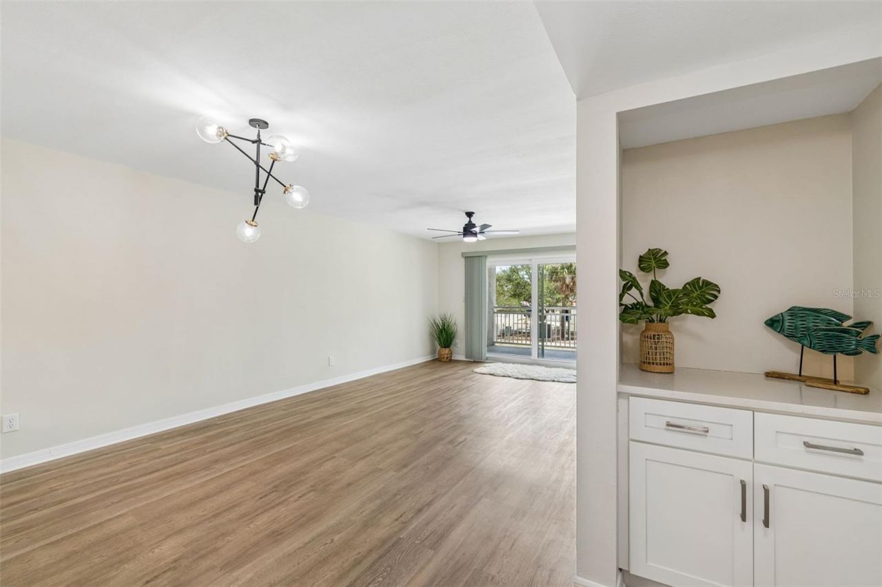 160 Columbia Drive , Unit 206, Tampa, FL 33606 Photo