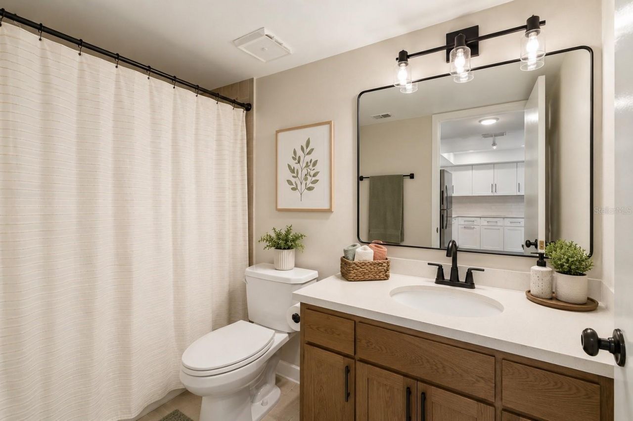 160 Columbia Drive, Unit 206, Tampa, FL 33606 Photo