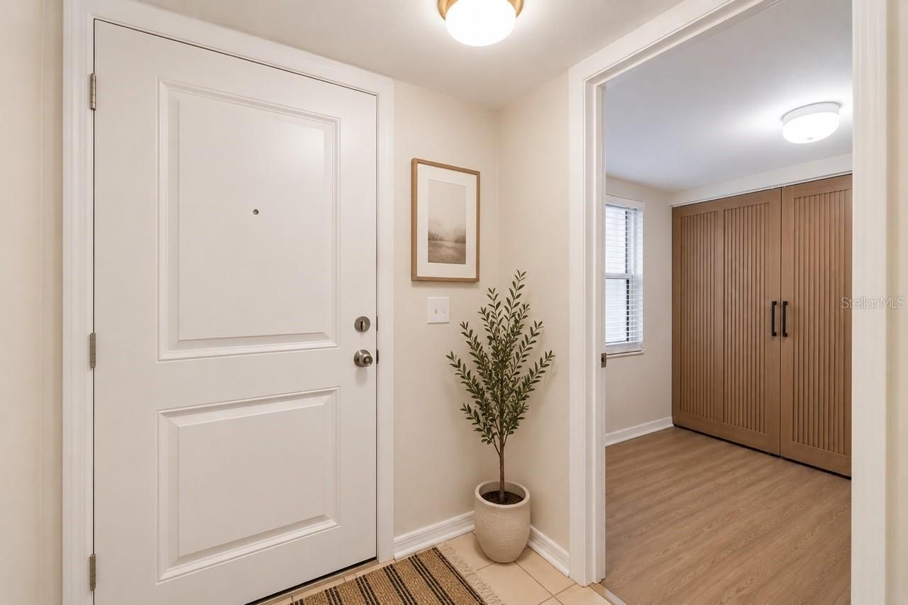 160 Columbia Drive, Unit 206, Tampa, FL 33606 Photo