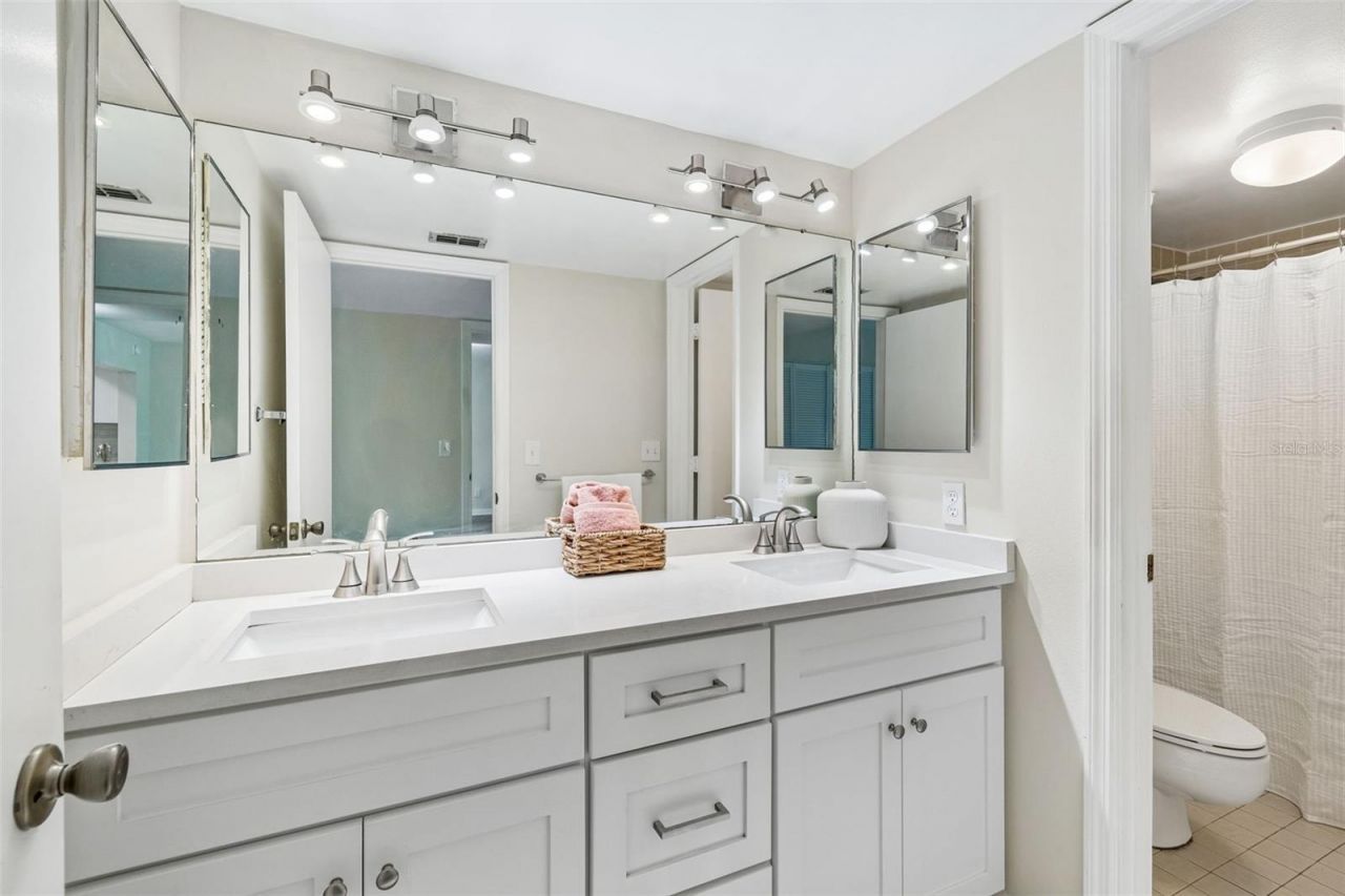 160 Columbia Drive , Unit 206, Tampa, FL 33606 Photo