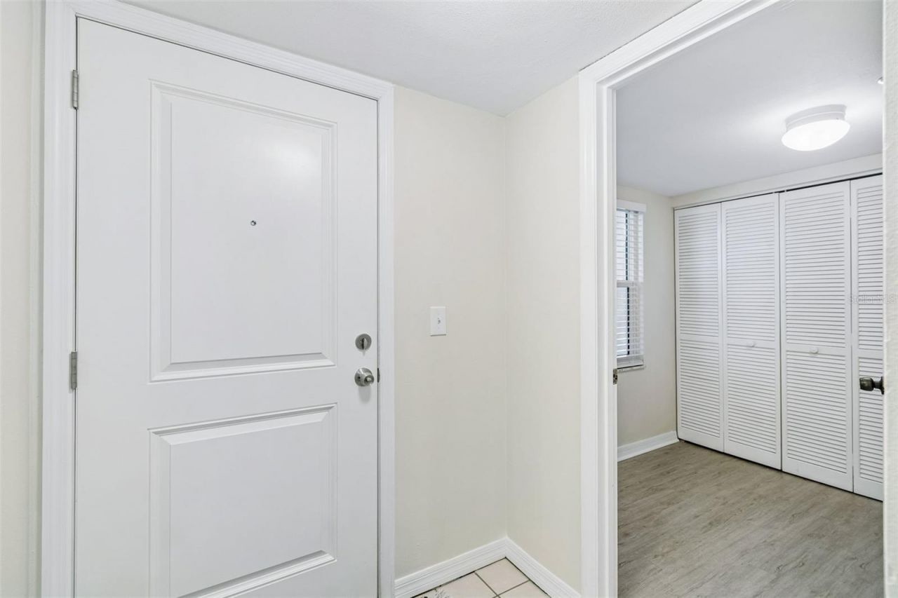 160 Columbia Drive , Unit 206, Tampa, FL 33606 Photo