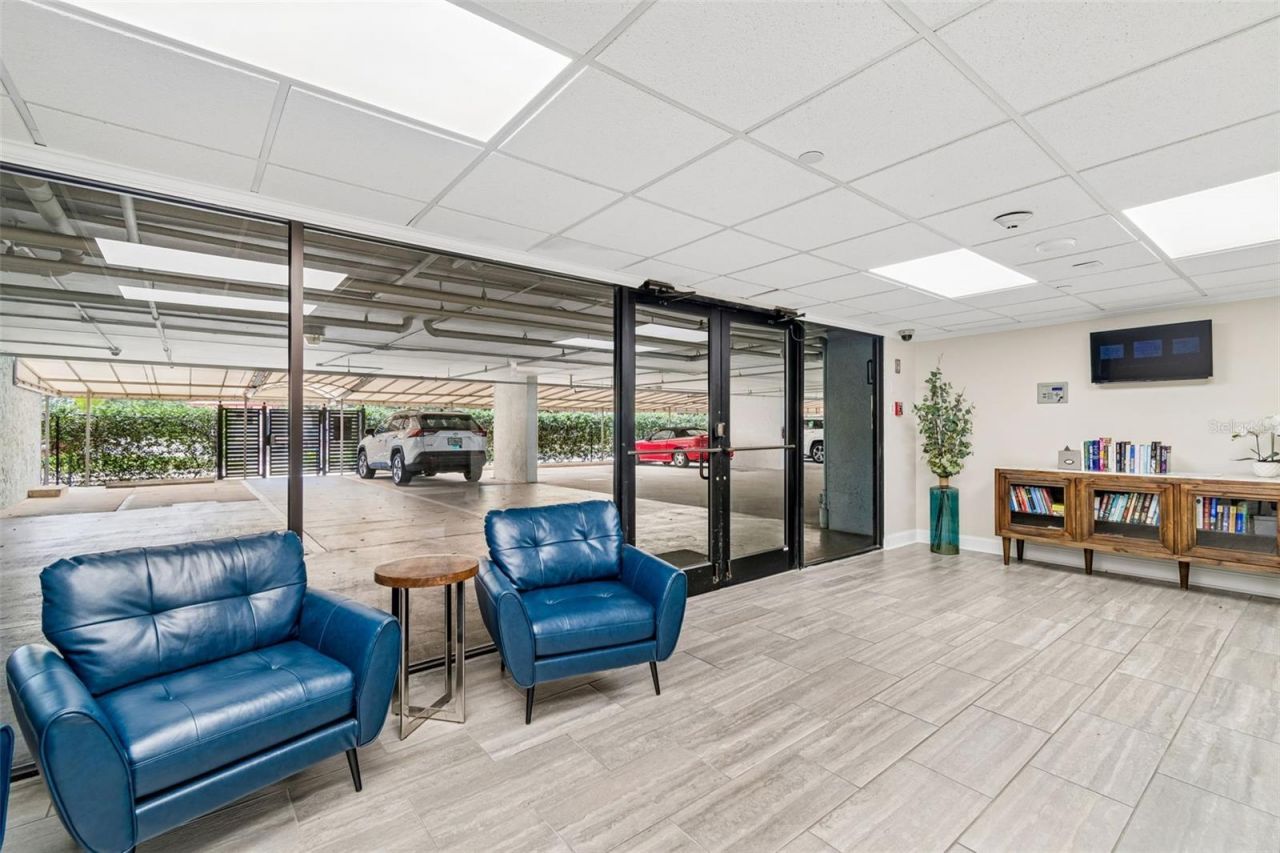 160 Columbia Drive , Unit 206, Tampa, FL 33606 Photo