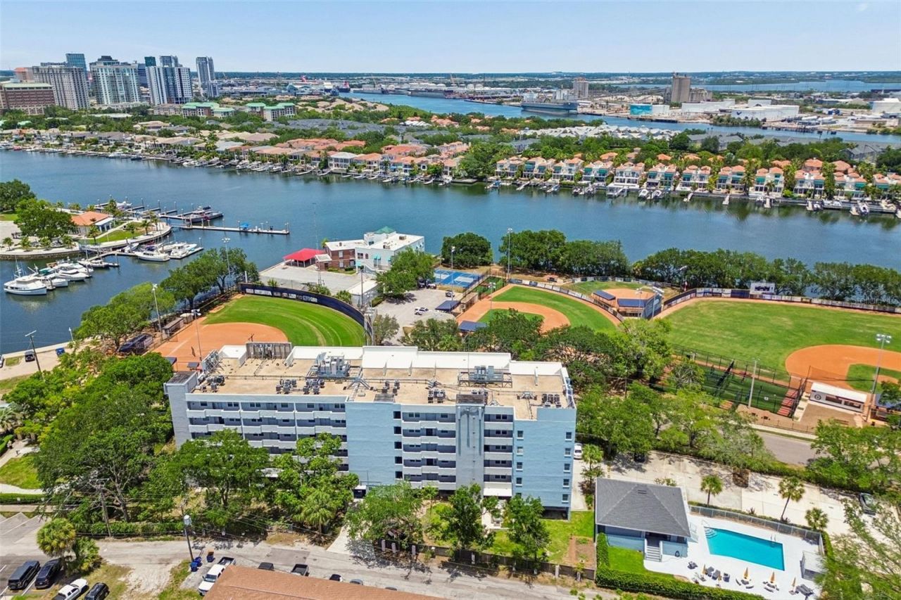 160 Columbia Drive , Unit 206, Tampa, FL 33606 Photo