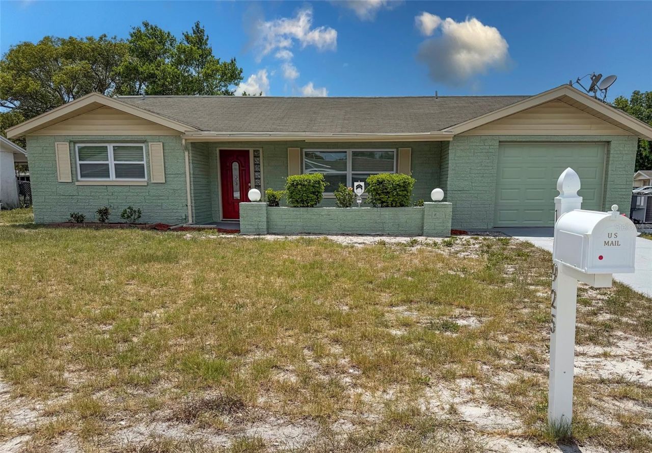10925 Piccadilly Road, Port Richey, FL 34668 Photo