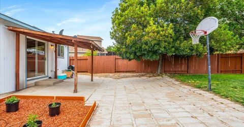 6375 W Ottawa Court, Sun Valley, NV 89433 Photo
