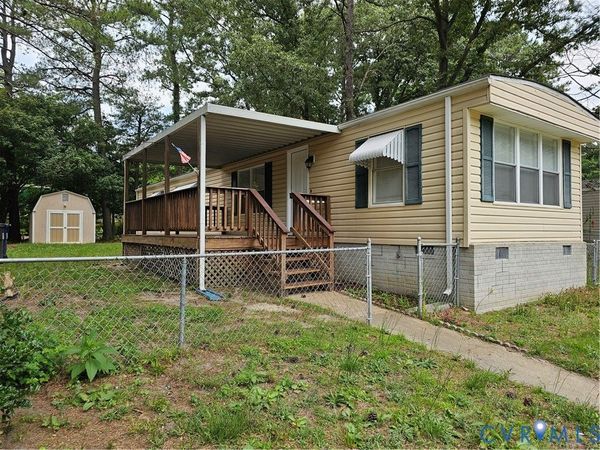 17100 Lansmill Drive , Colonial Heights, VA 23834