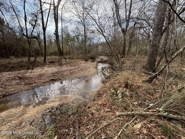 W Gallatin Street, Hazlehurst, MS 39083