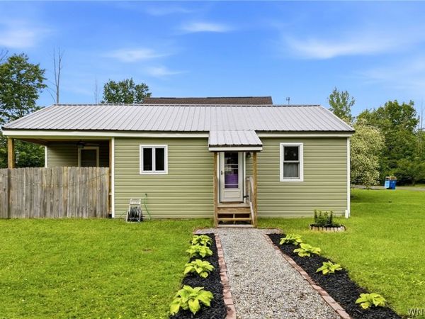 9686 Lenox Street, Angola, NY 14006
