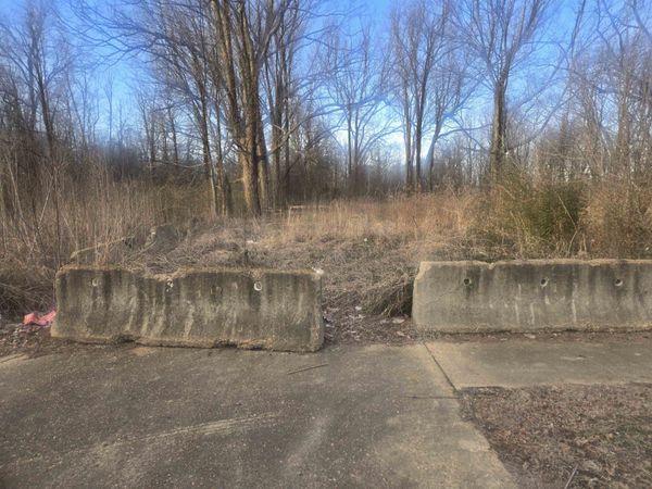 1036 FIELDS RD, Memphis, TN 38109