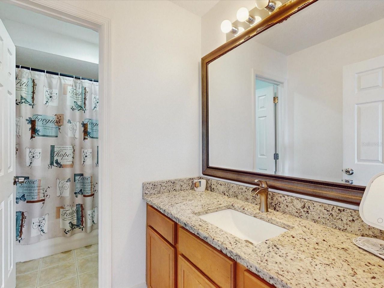 6609 Lake Pembroke Place , Orlando, FL 32829 Photo