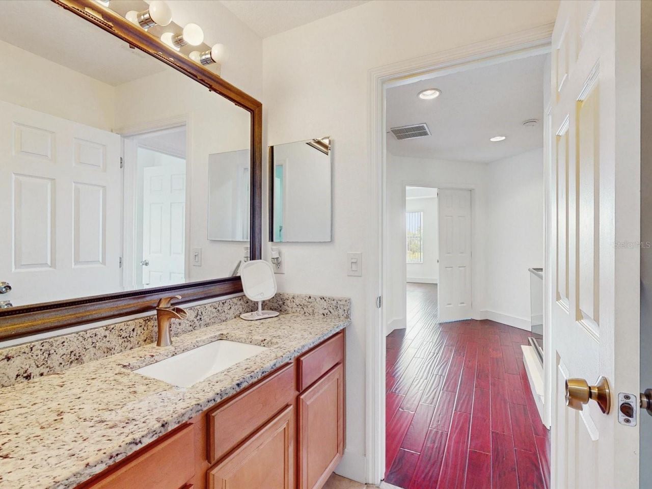 6609 Lake Pembroke Place , Orlando, FL 32829 Photo