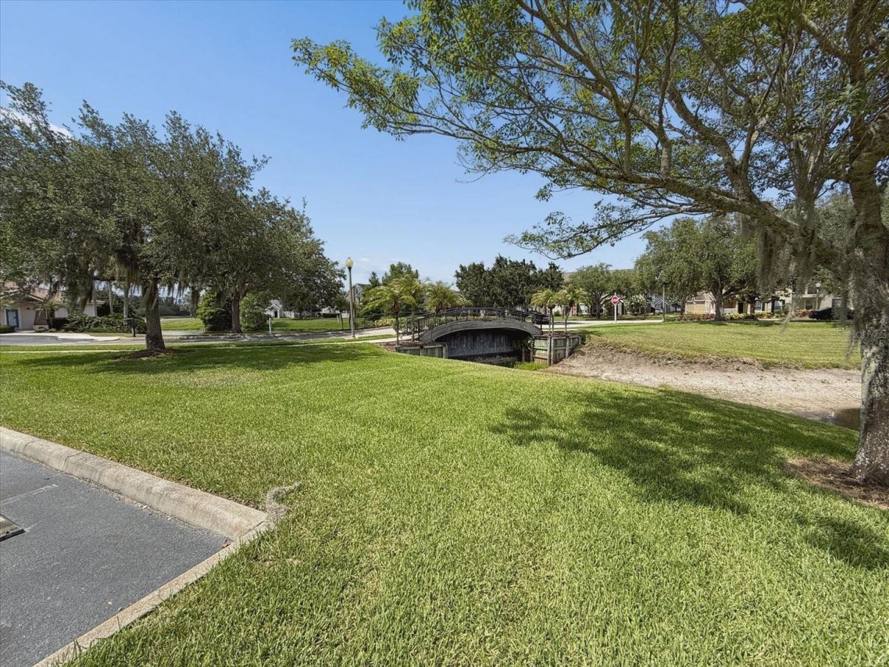 6609 Lake Pembroke Place , Orlando, FL 32829 Photo