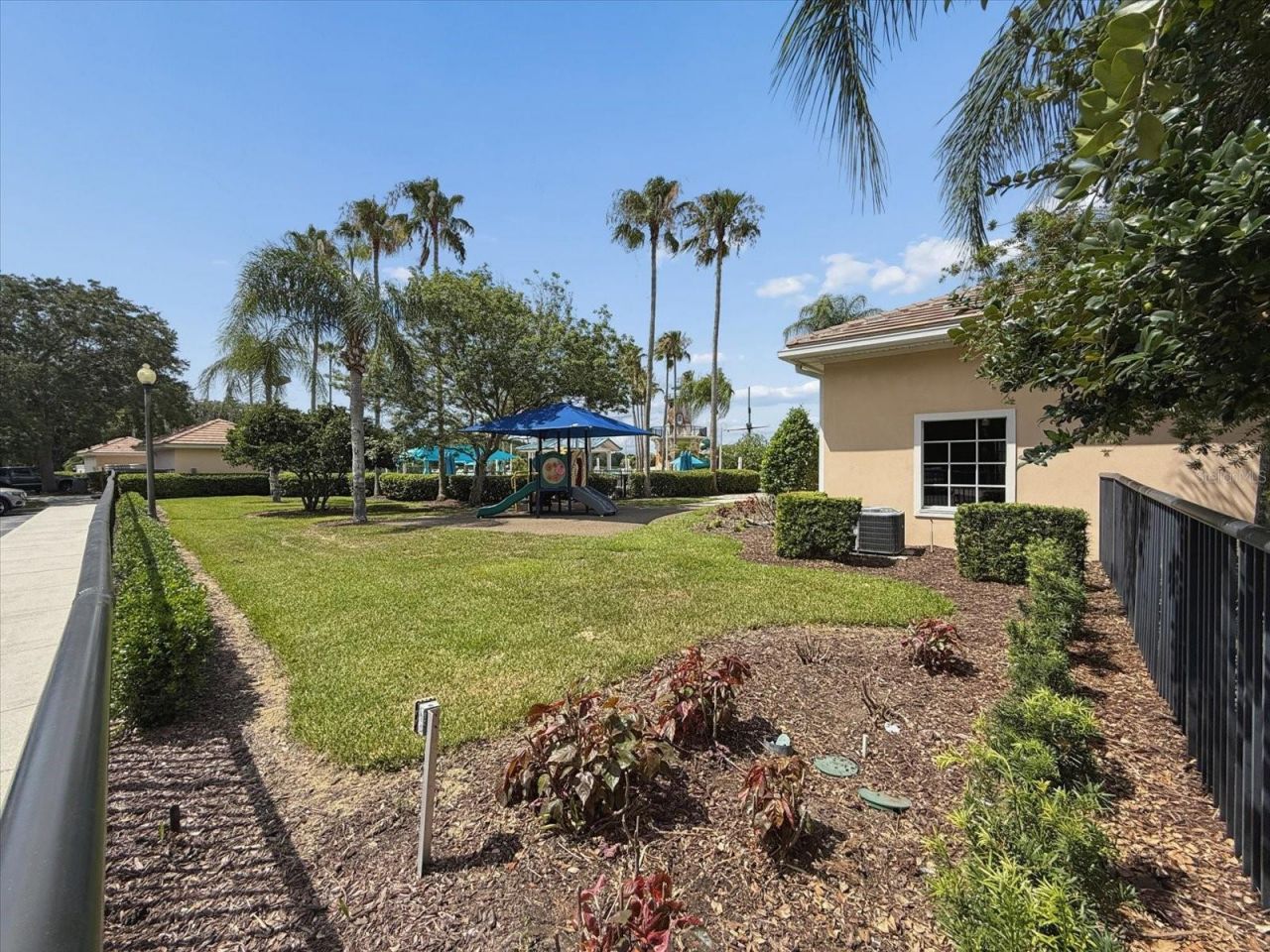 6609 Lake Pembroke Place , Orlando, FL 32829 Photo