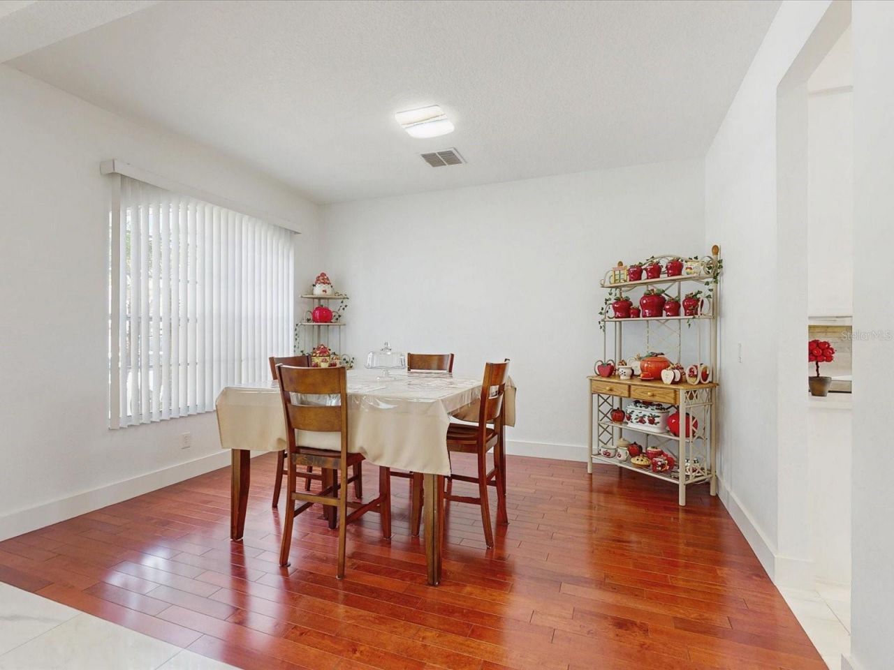 6609 Lake Pembroke Place , Orlando, FL 32829 Photo